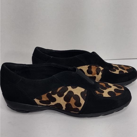 Vaneli Black and Brown Sneakers Comfort size 4 pre owned Exellent condition - Picture 3 of 10